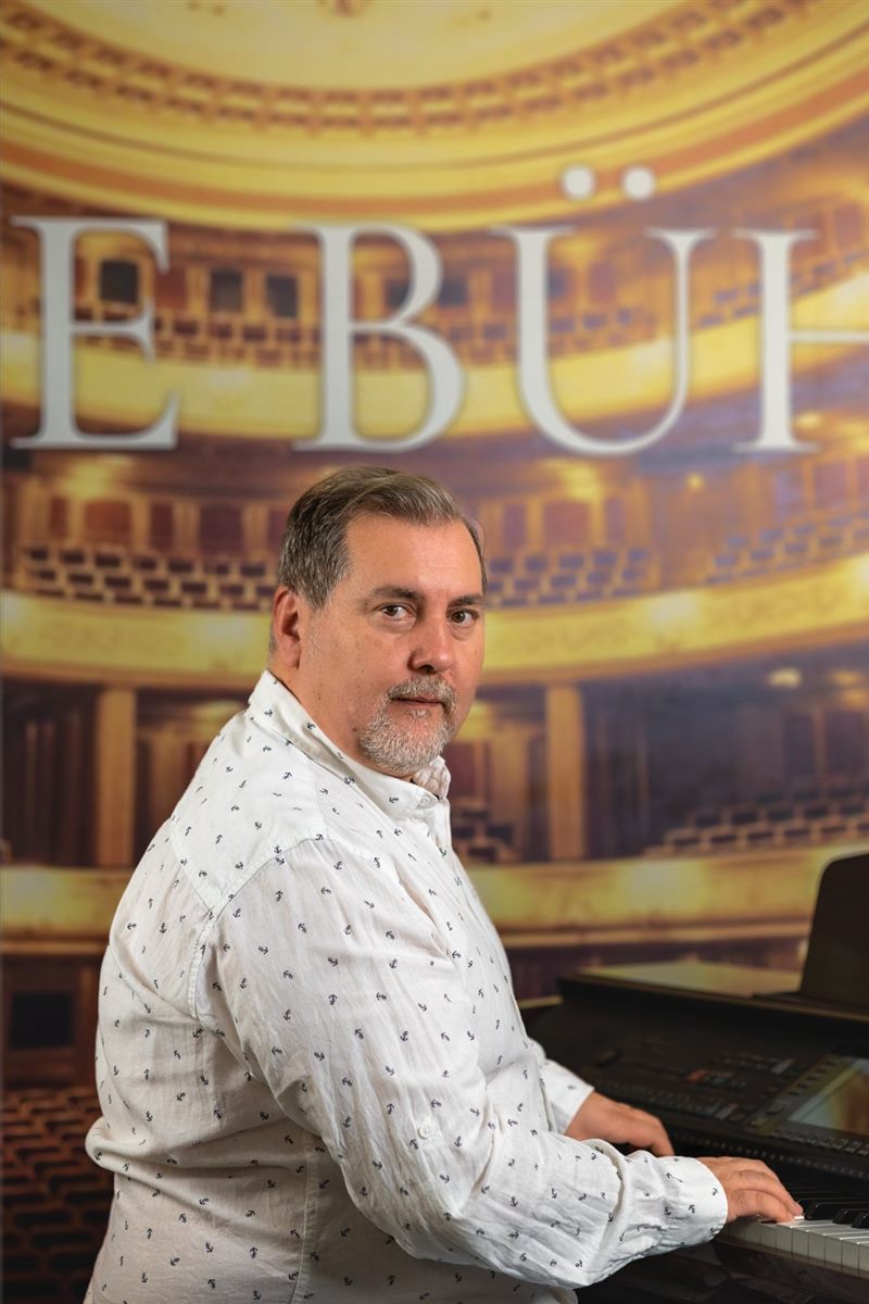 José Espasandin – Music Teacher JOPAS Music School Oberwil